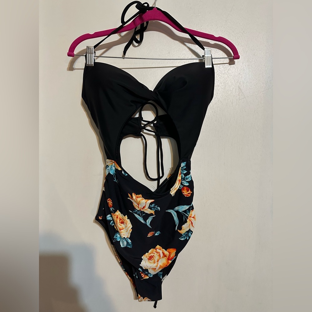 Cupshe Black Floral One Piece Swimsuit